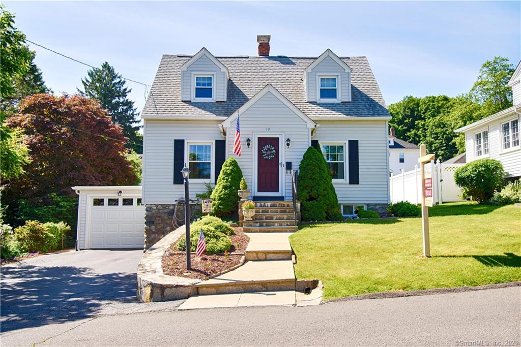 19 Wayland Avenue Waterbury CT 06708