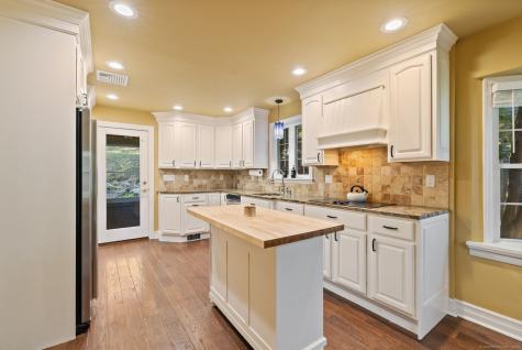 172 Oakland Street Bristol CT 06010