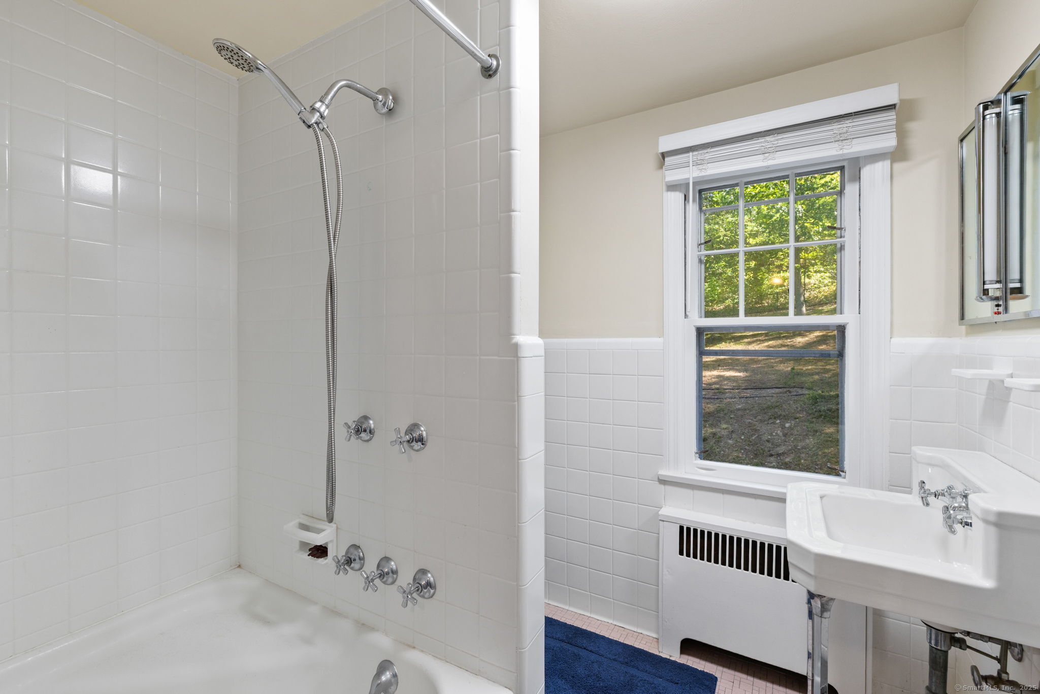 172 Oakland Street Bristol CT 06010