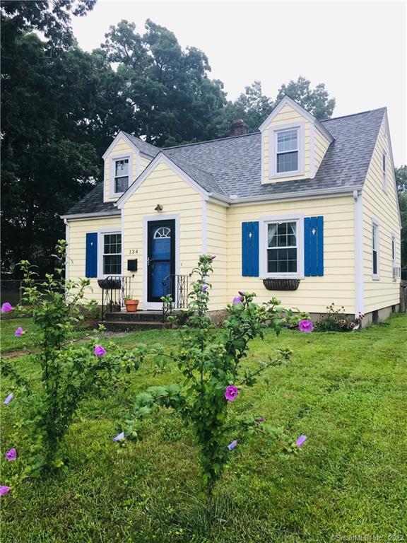 134 Oakwood Avenue West Hartford CT 06119