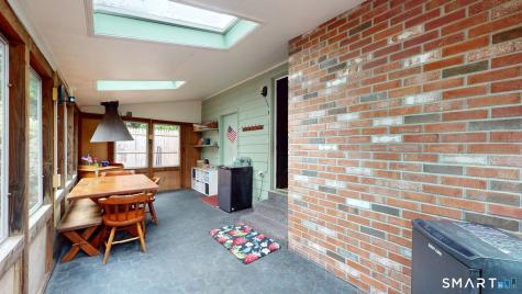 8 Bridge Lane Enfield CT 06082