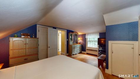8 Bridge Lane Enfield CT 06082