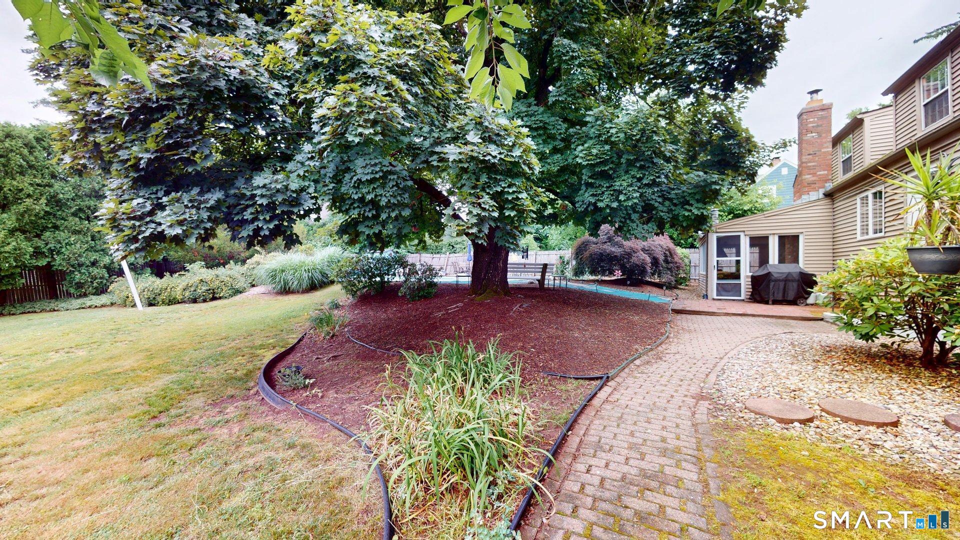 8 Bridge Lane Enfield CT 06082