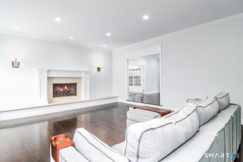 8 Encampment Place Ridgefield CT 06877