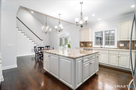 8 Encampment Place Ridgefield CT 06877