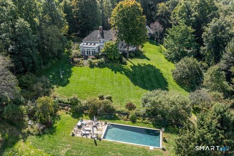 11 Ravenrock Road Roxbury CT 06783