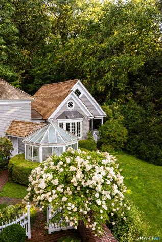 11 Ravenrock Road Roxbury CT 06783