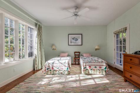 11 Ravenrock Road Roxbury CT 06783