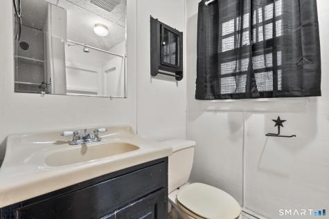 41 Old Farms Road Avon CT 06001