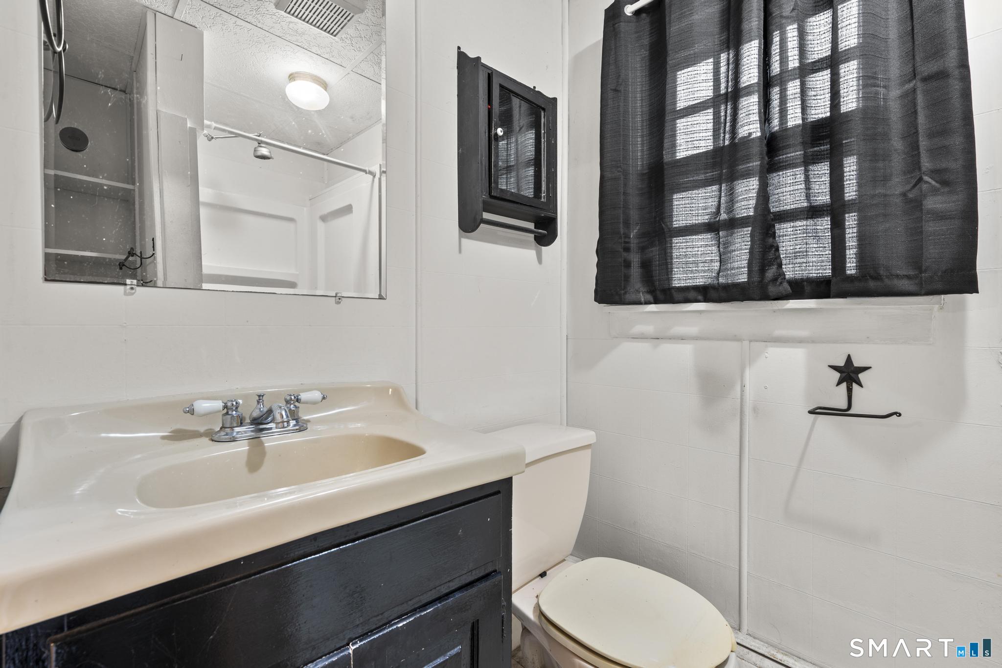 41 Old Farms Road Avon CT 06001