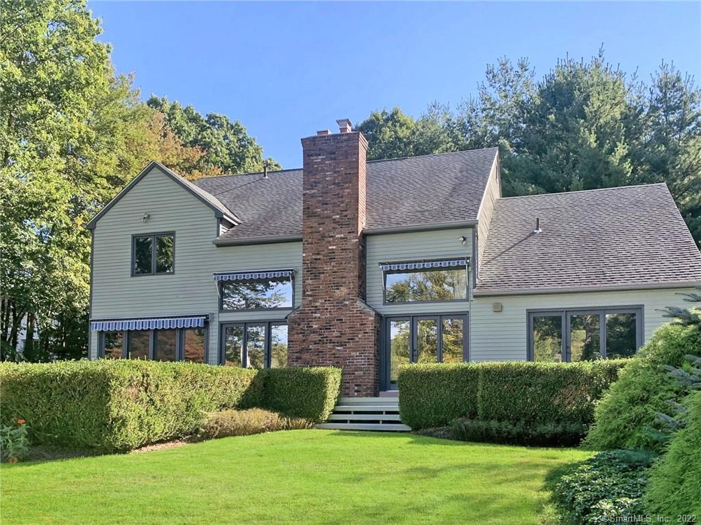 77 Falcon Crest Road Middlebury CT 06762