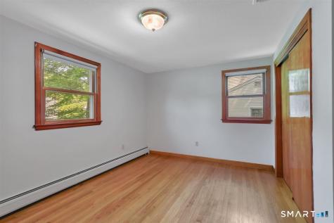 36 Redcoat Lane Farmington CT 06085