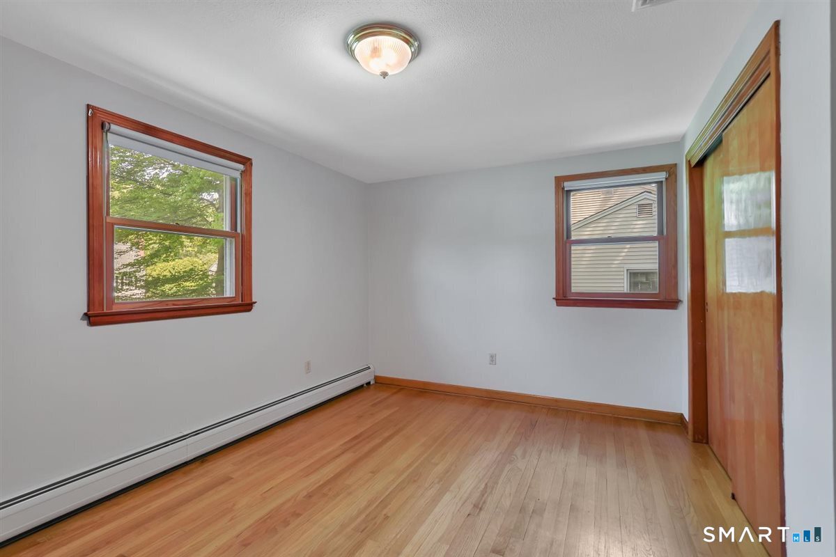 36 Redcoat Lane Farmington CT 06085