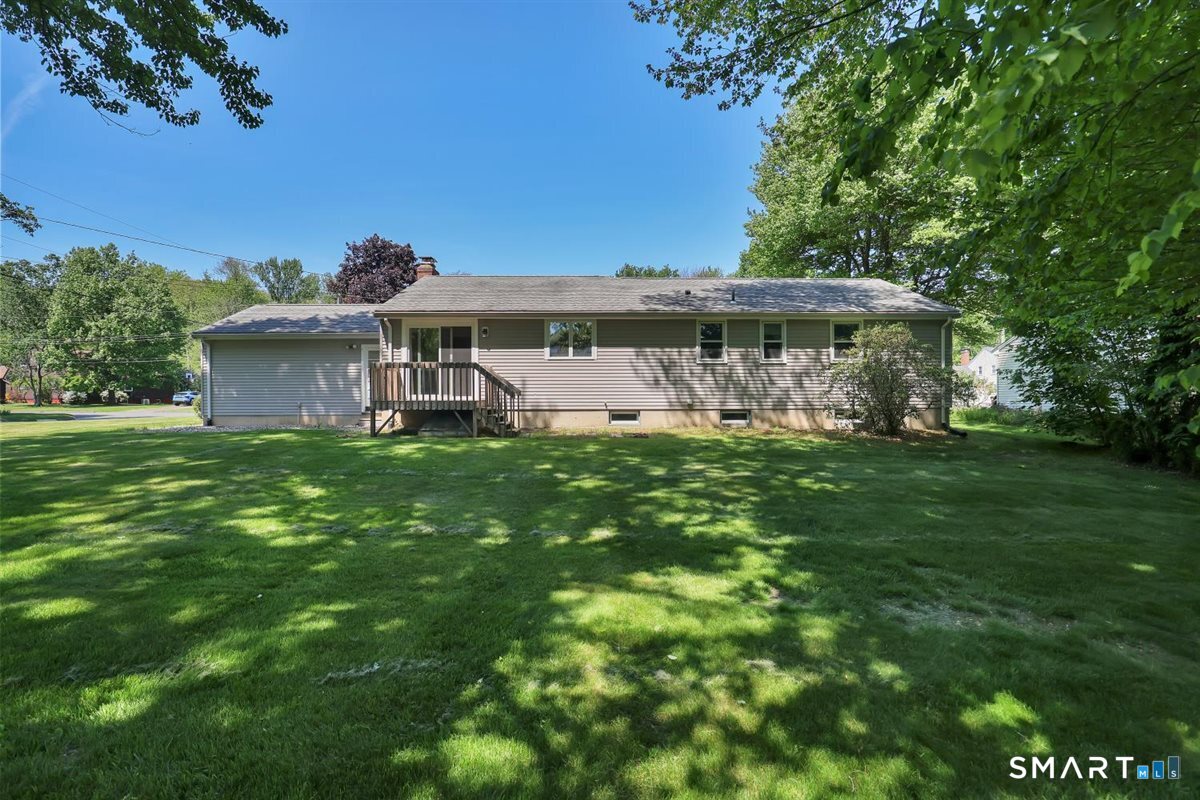 36 Redcoat Lane Farmington CT 06085