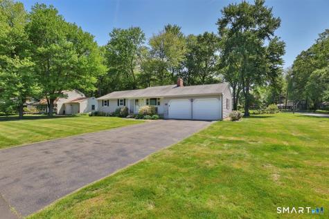 36 Redcoat Lane Farmington CT 06085