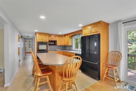 36 Redcoat Lane Farmington CT 06085