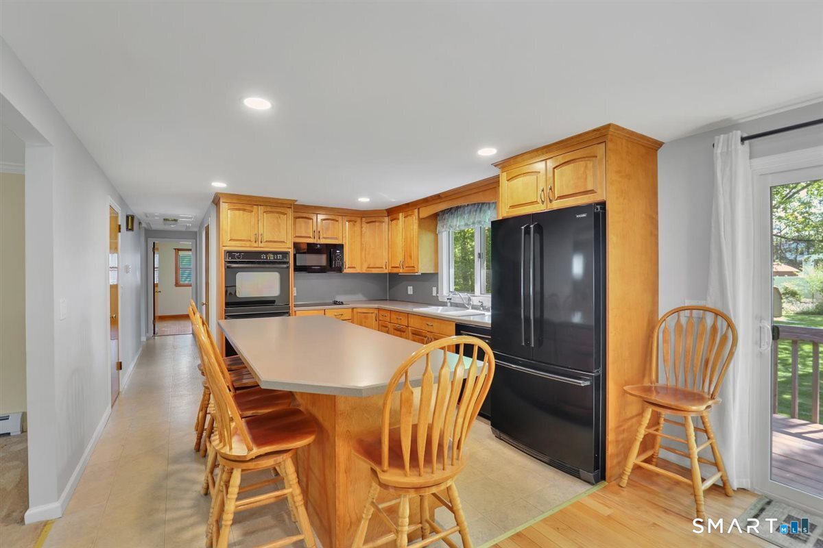 36 Redcoat Lane Farmington CT 06085