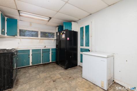 44 Fourth Street Meriden CT 06451