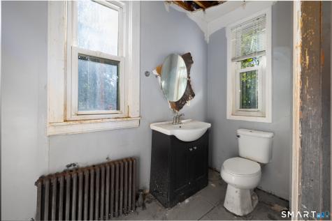44 Fourth Street Meriden CT 06451