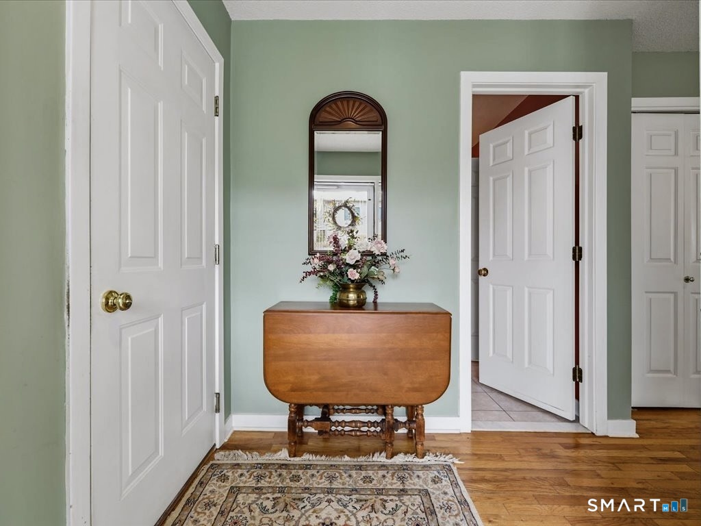 20 Whalers Point East Haven CT 06512