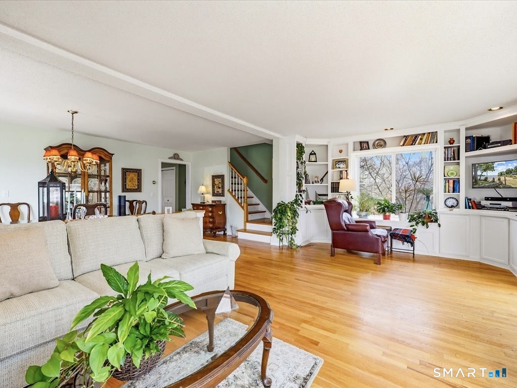 20 Whalers Point East Haven CT 06512