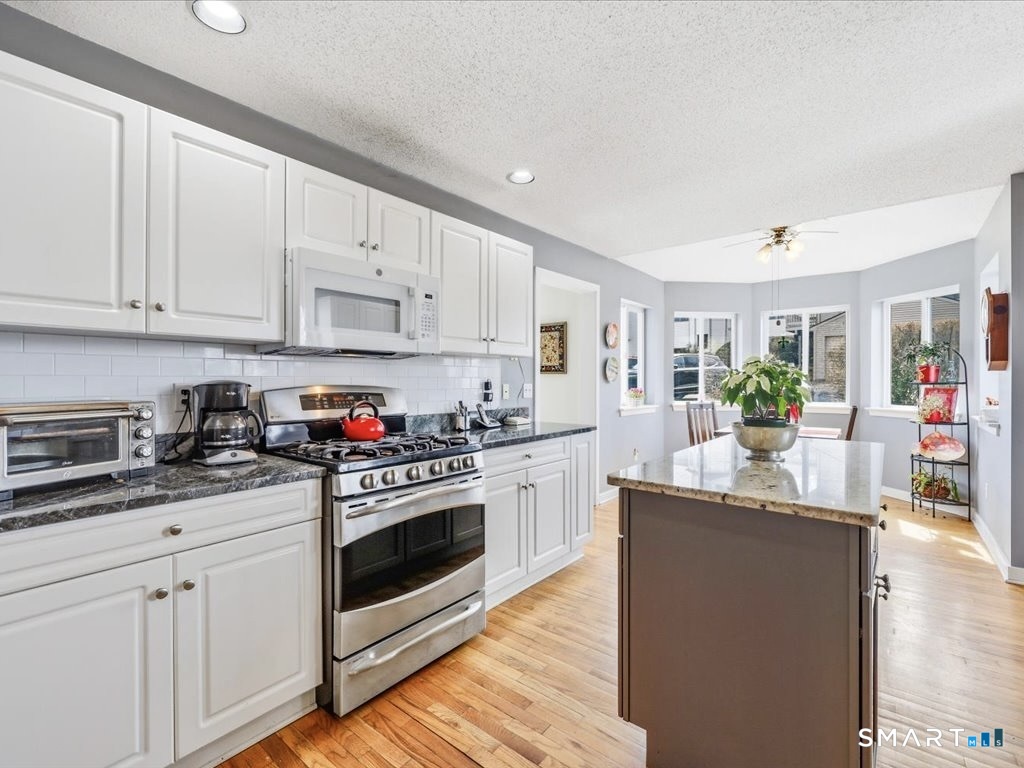 20 Whalers Point East Haven CT 06512