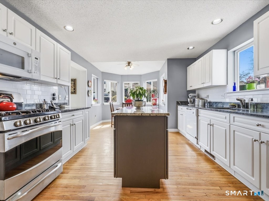 20 Whalers Point East Haven CT 06512
