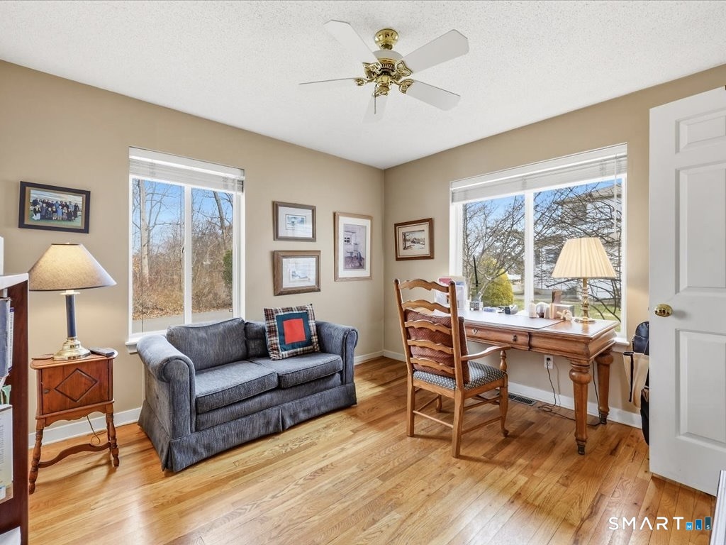 20 Whalers Point East Haven CT 06512