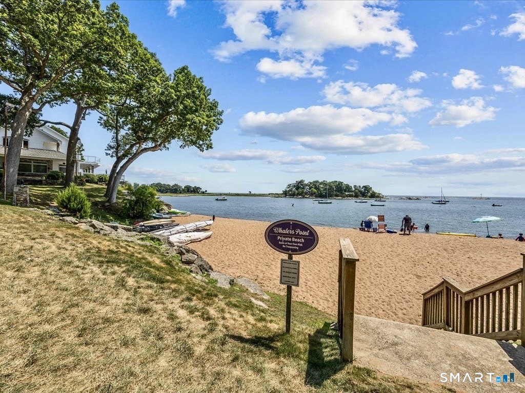 20 Whalers Point East Haven CT 06512