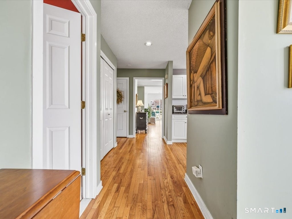 20 Whalers Point East Haven CT 06512