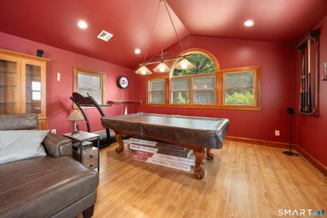 97 Glenview Drive Newington CT 06111