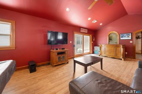 97 Glenview Drive Newington CT 06111