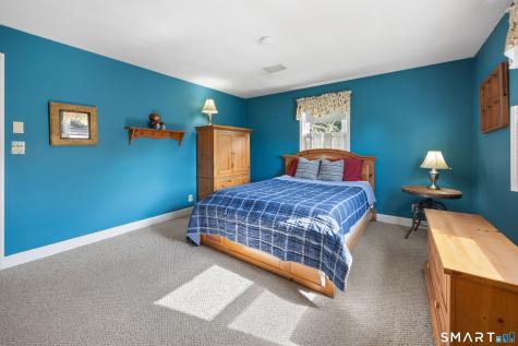 97 Glenview Drive Newington CT 06111