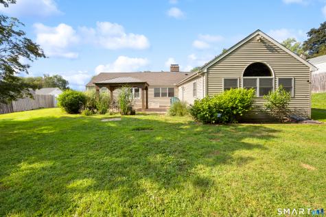 97 Glenview Drive Newington CT 06111