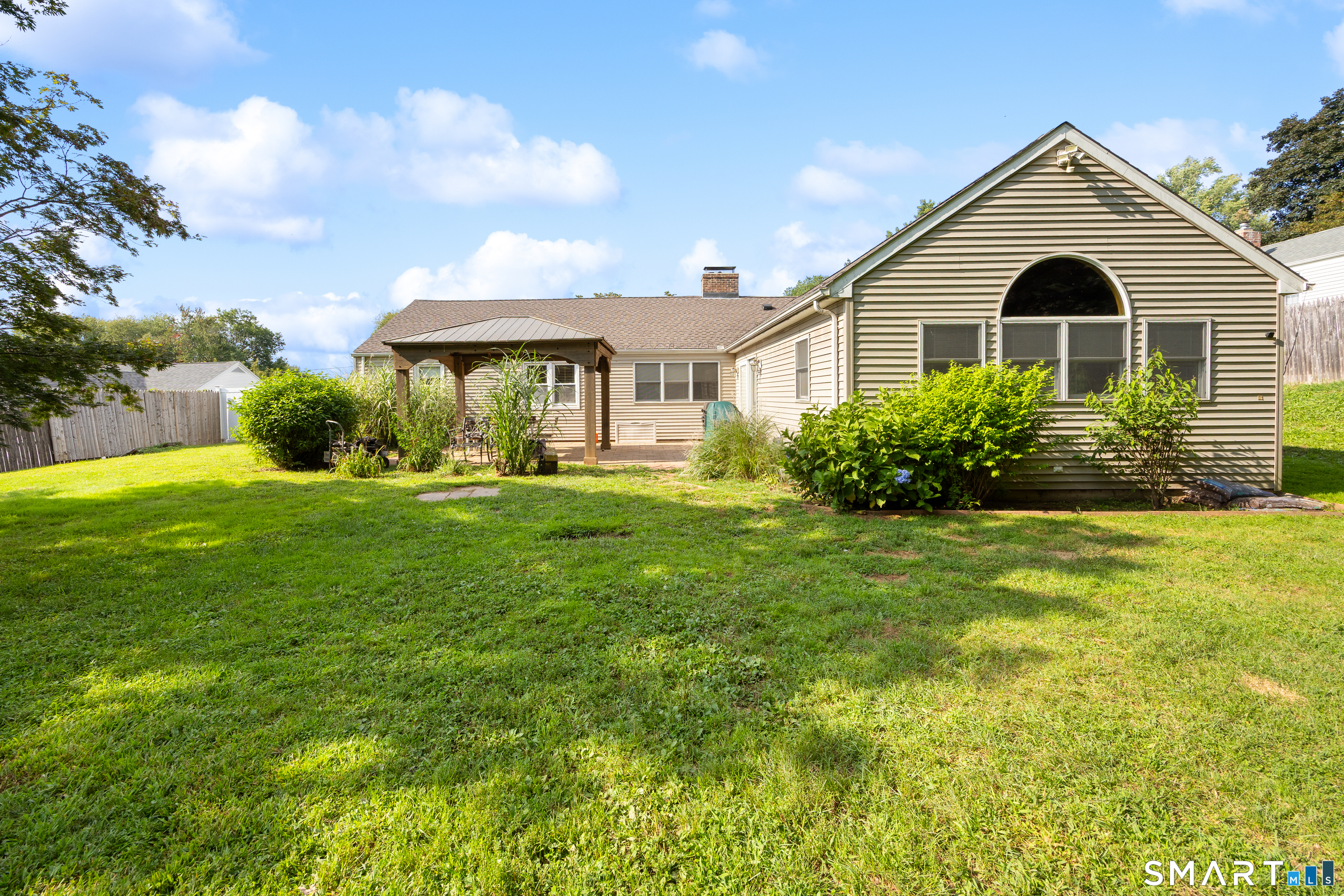 97 Glenview Drive Newington CT 06111