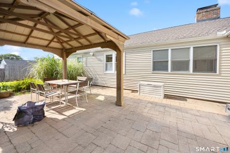 97 Glenview Drive Newington CT 06111