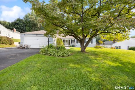 97 Glenview Drive Newington CT 06111