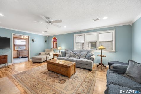 97 Glenview Drive Newington CT 06111