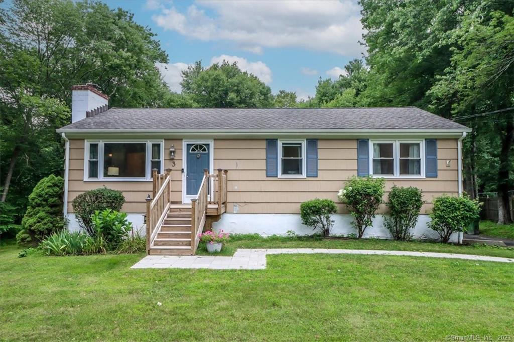 3 Dogwood Terrace Newtown CT 06470