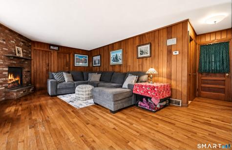 25 Maple Drive New Milford CT 06776