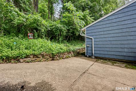 25 Maple Drive New Milford CT 06776