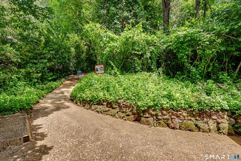 25 Maple Drive New Milford CT 06776