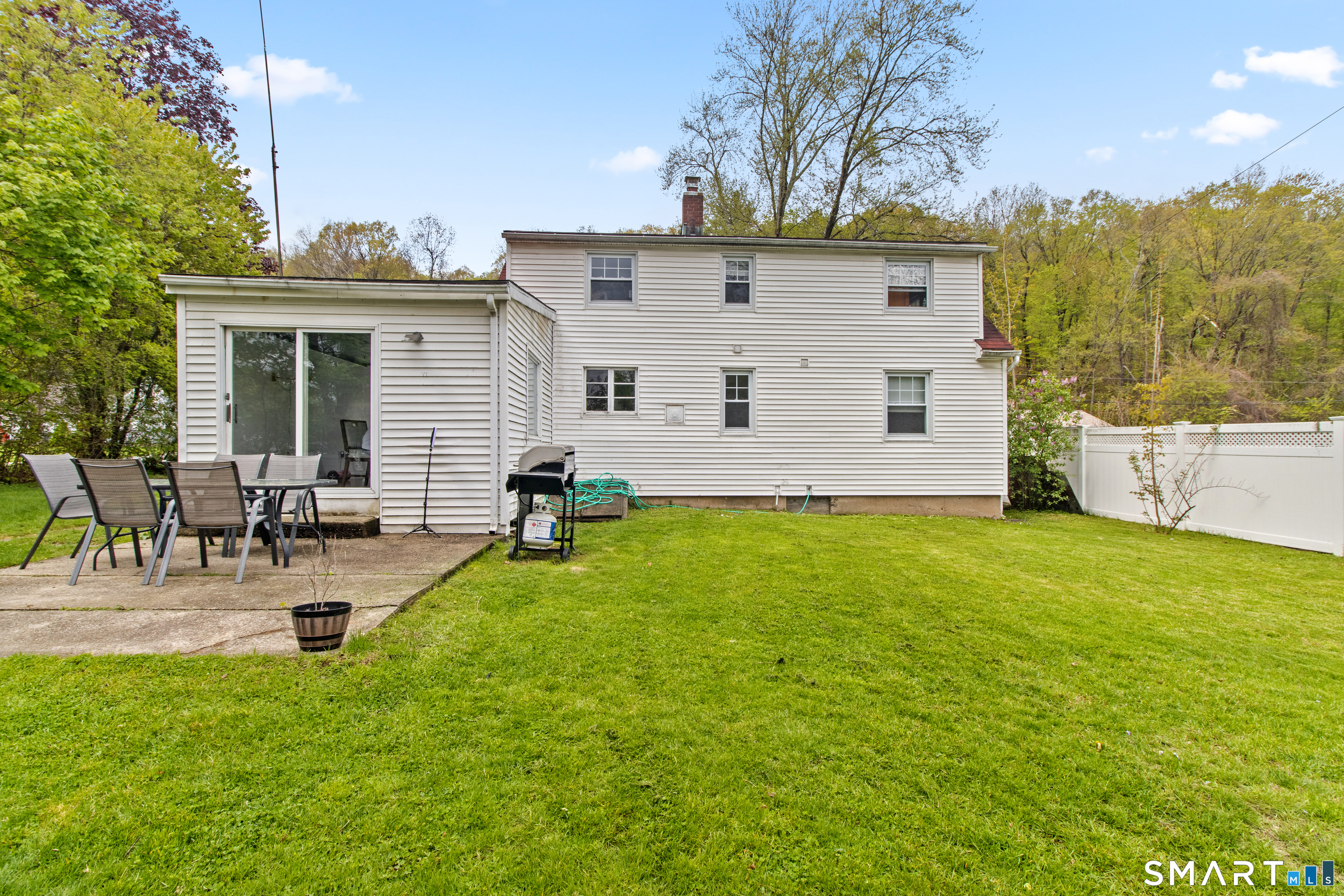 86 Bernside Drive Bristol CT 06010