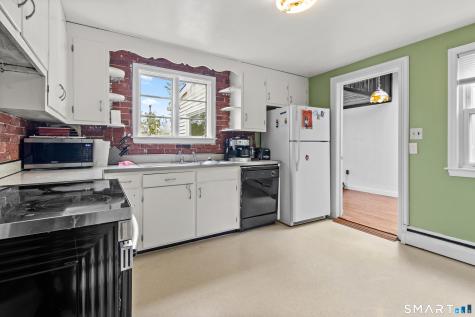86 Bernside Drive Bristol CT 06010