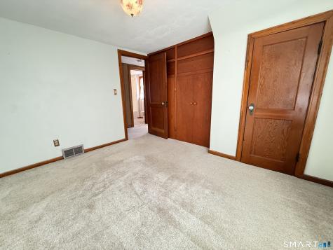 275 Davis Street Watertown CT 06779