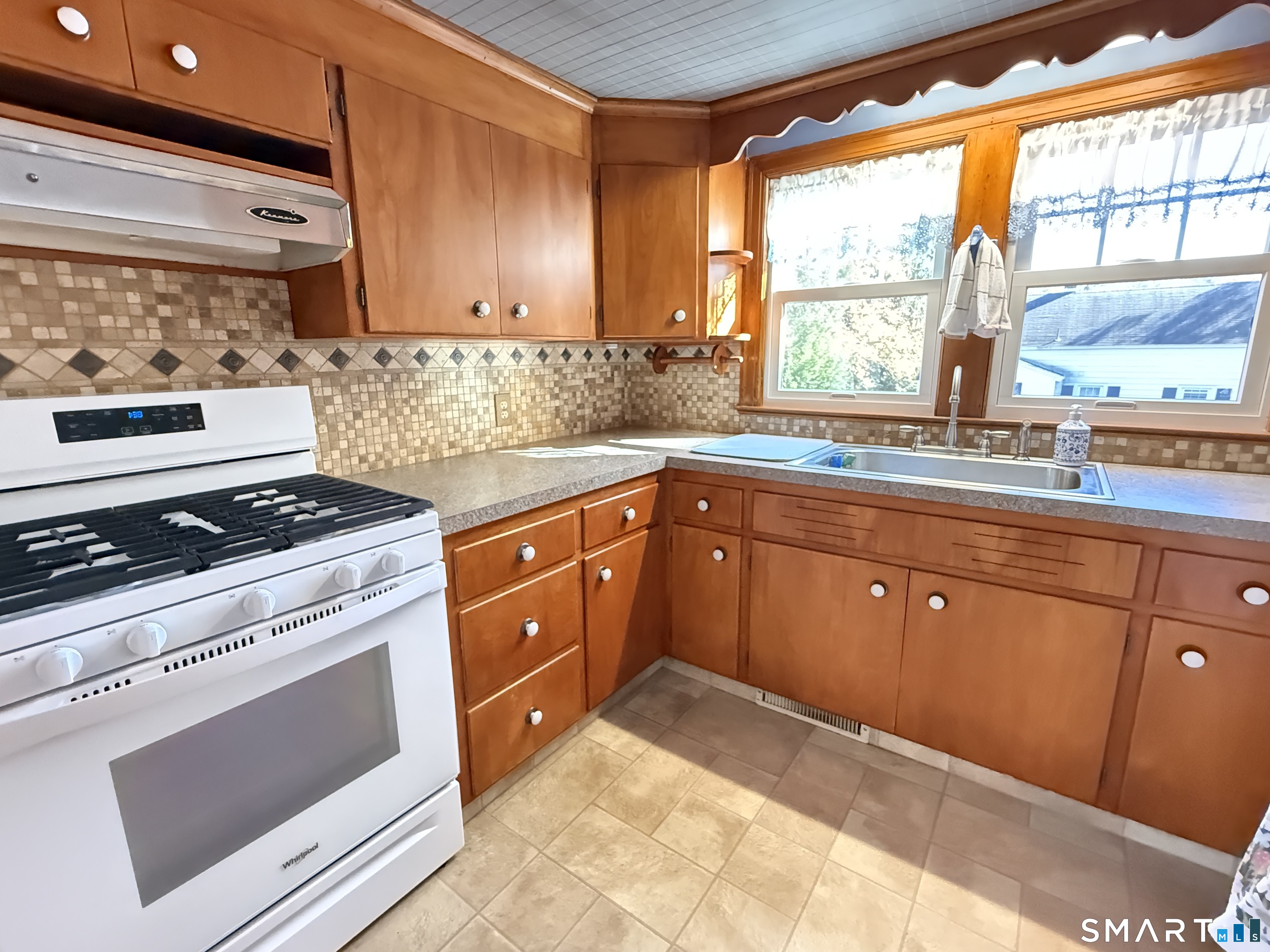 275 Davis Street Watertown CT 06779