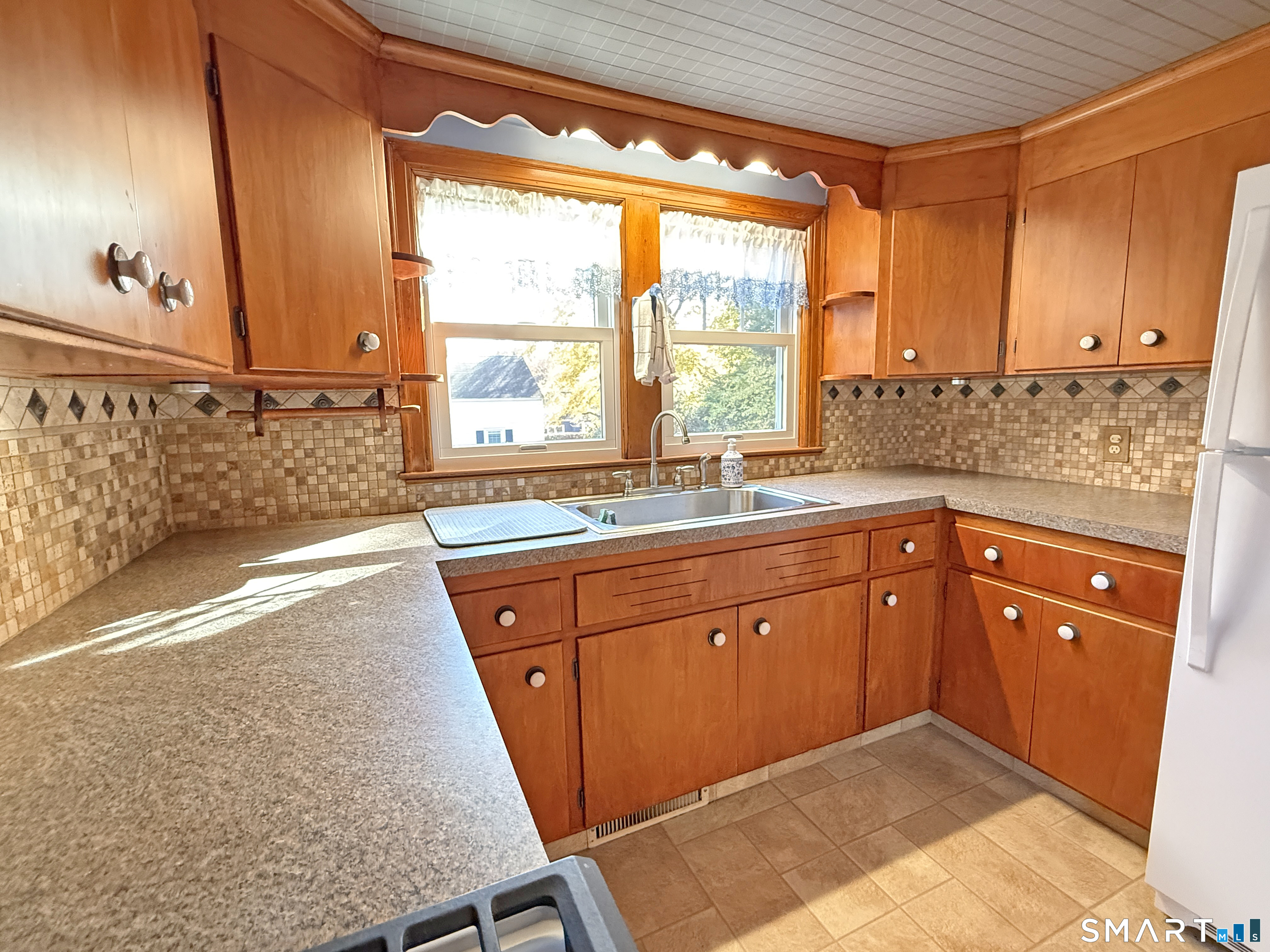 275 Davis Street Watertown CT 06779