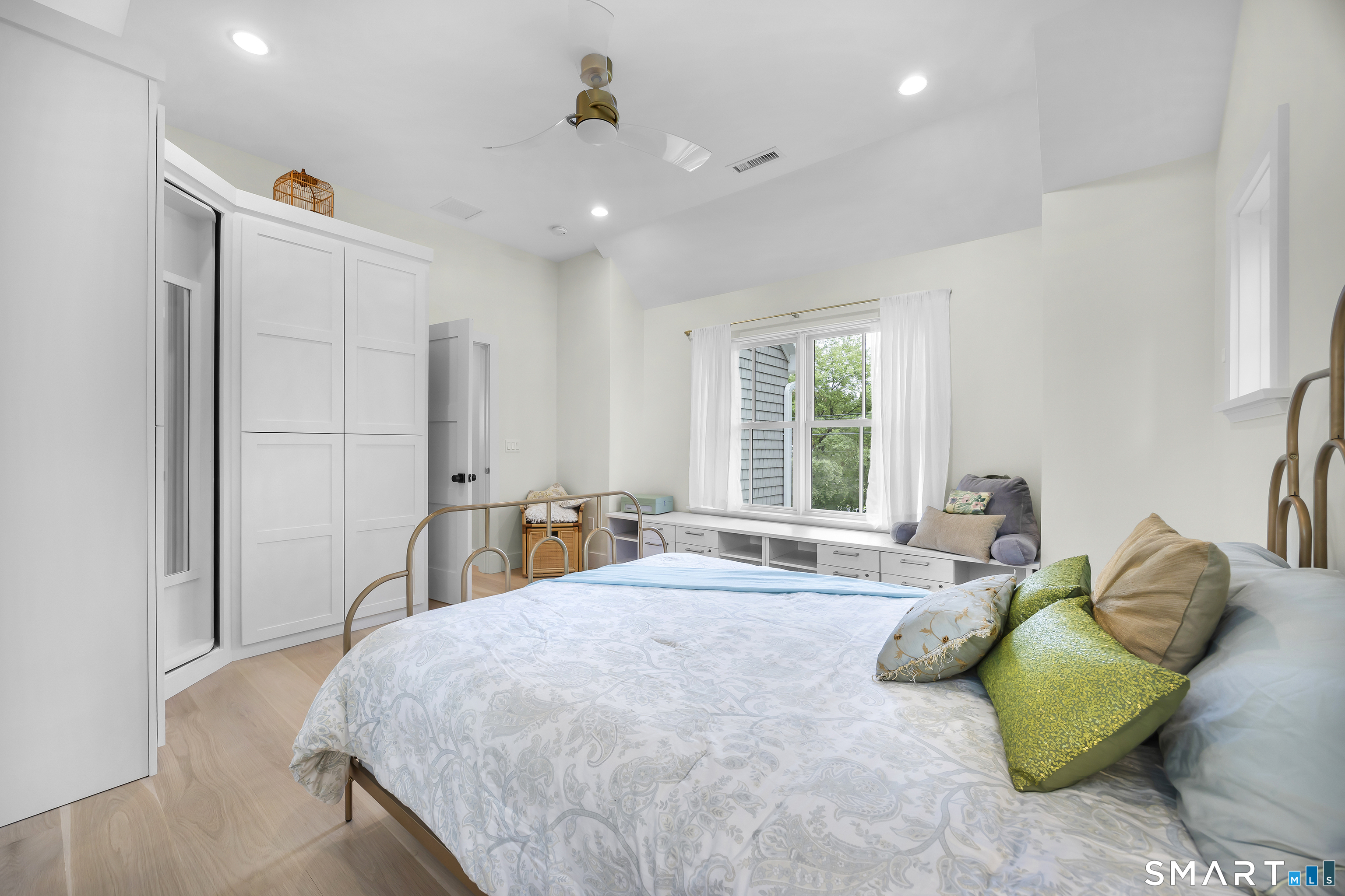 50 University Drive Fairfield CT 06824
