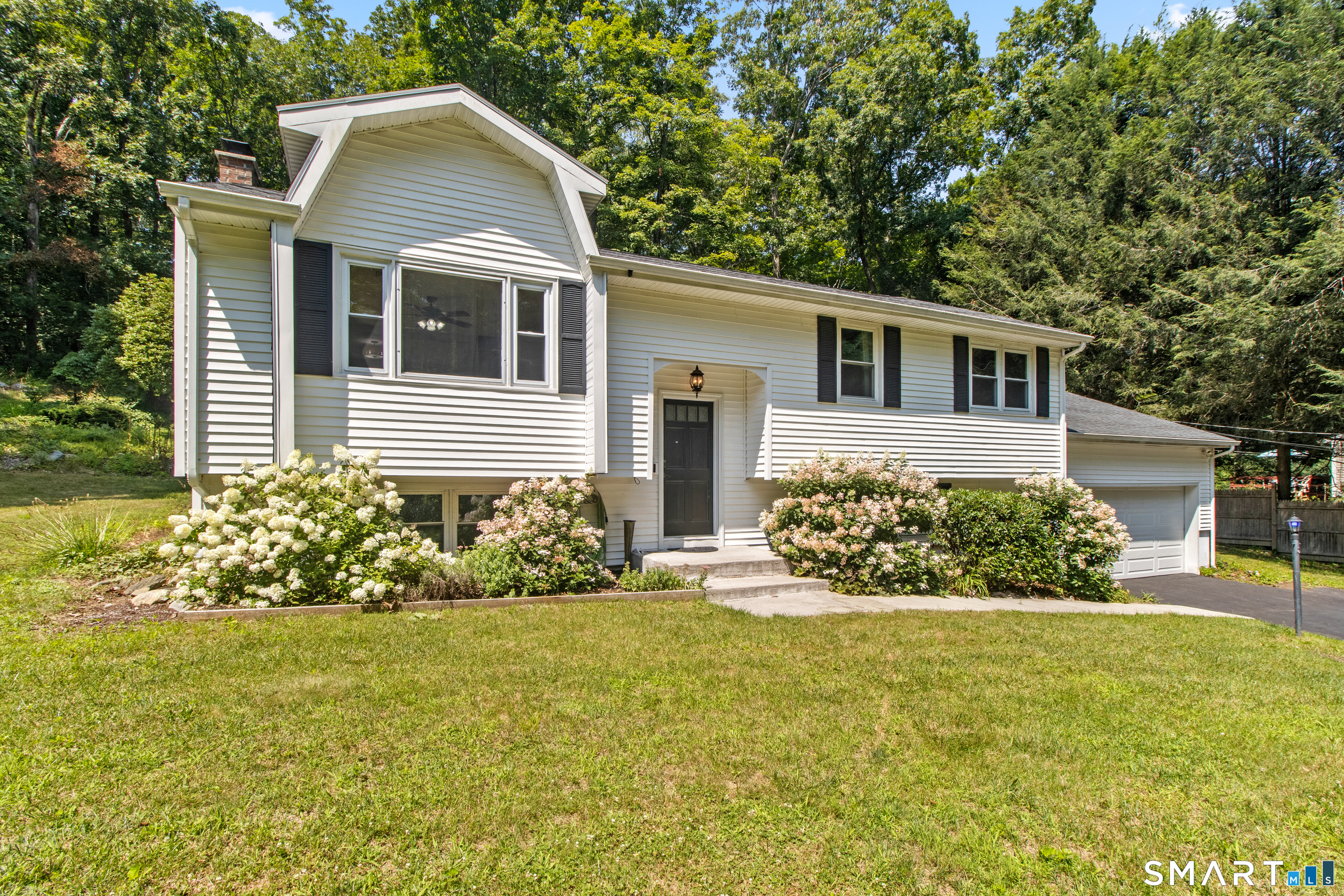 83 Ross Road Preston CT 06365