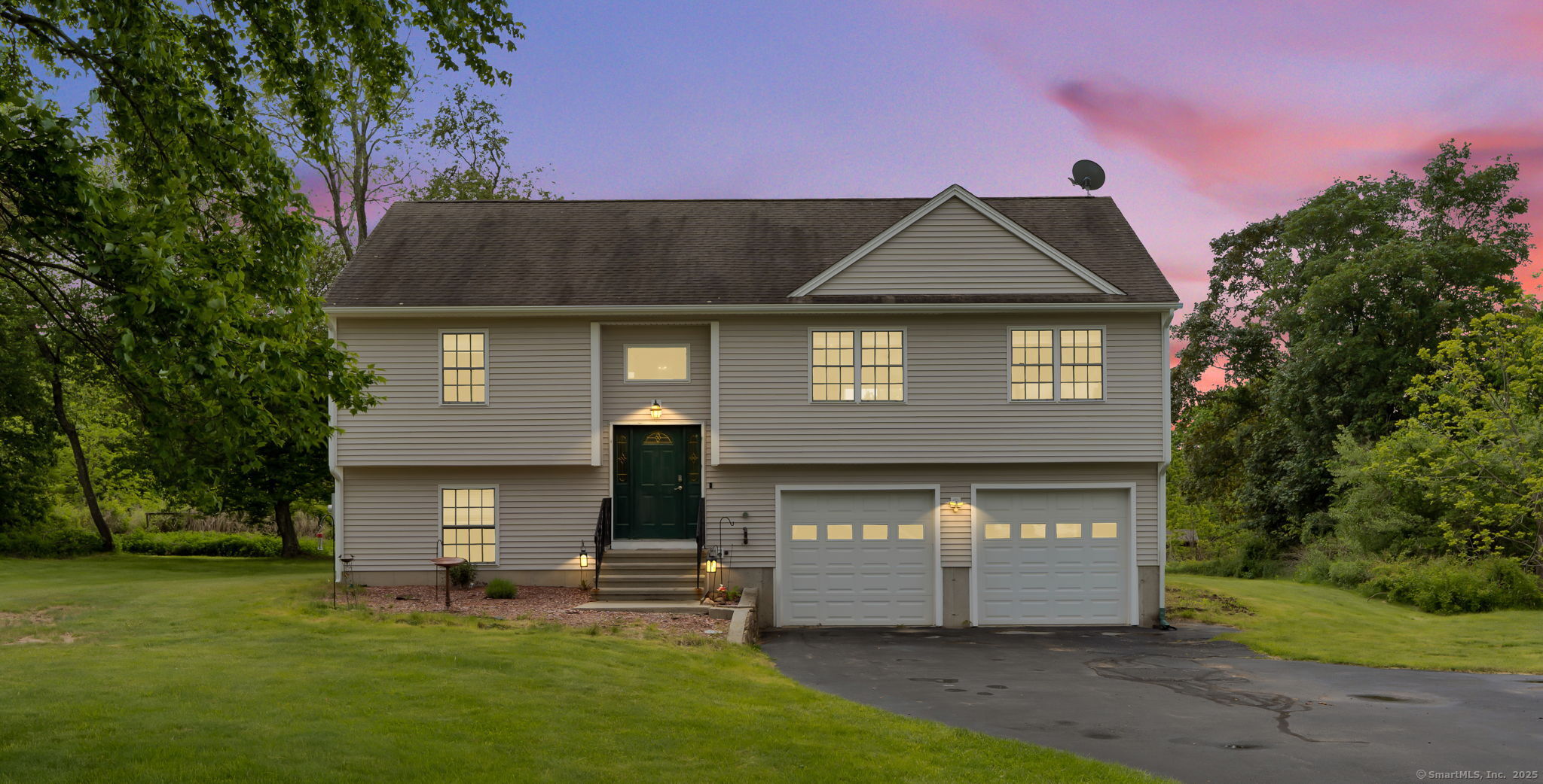 10 Sandy Lane Colchester CT 06415